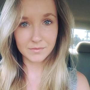 Meet your Posher, Liz